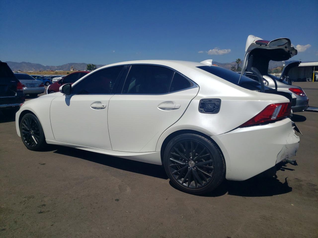 2015 LEXUS IS