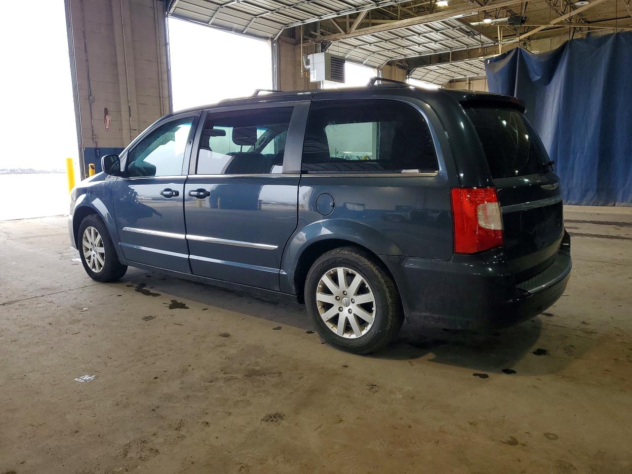 2013 CHRYSLER MINIVAN