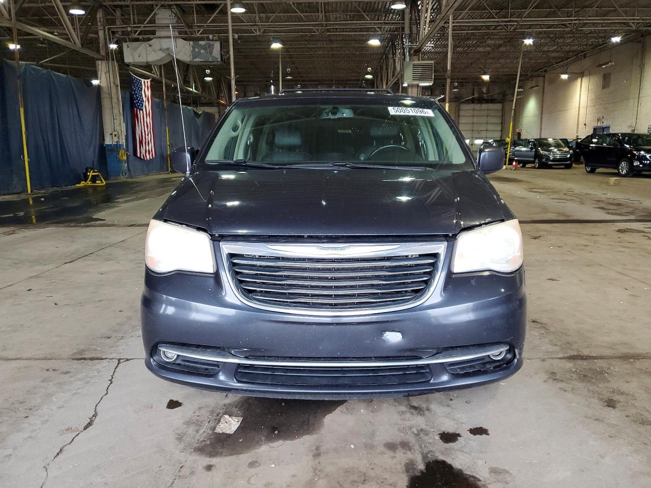 2013 CHRYSLER MINIVAN