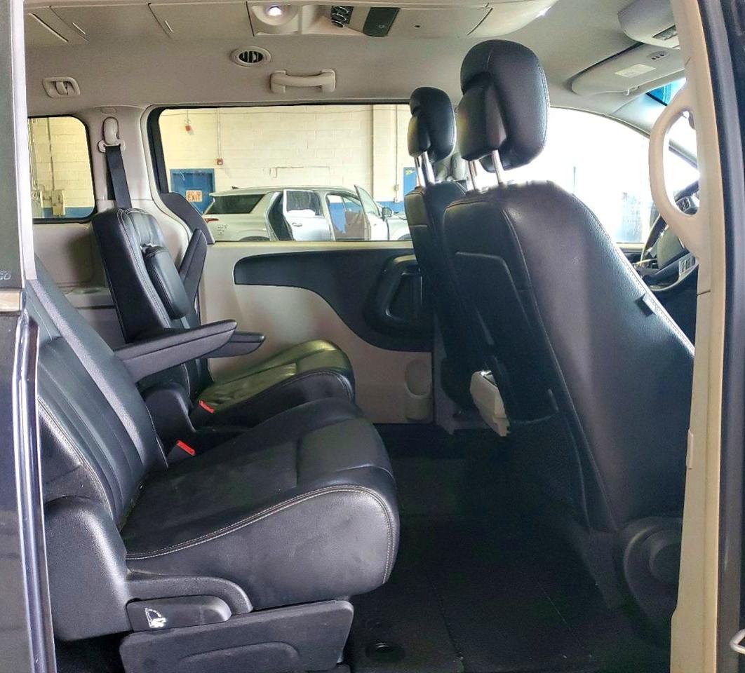 2013 CHRYSLER MINIVAN
