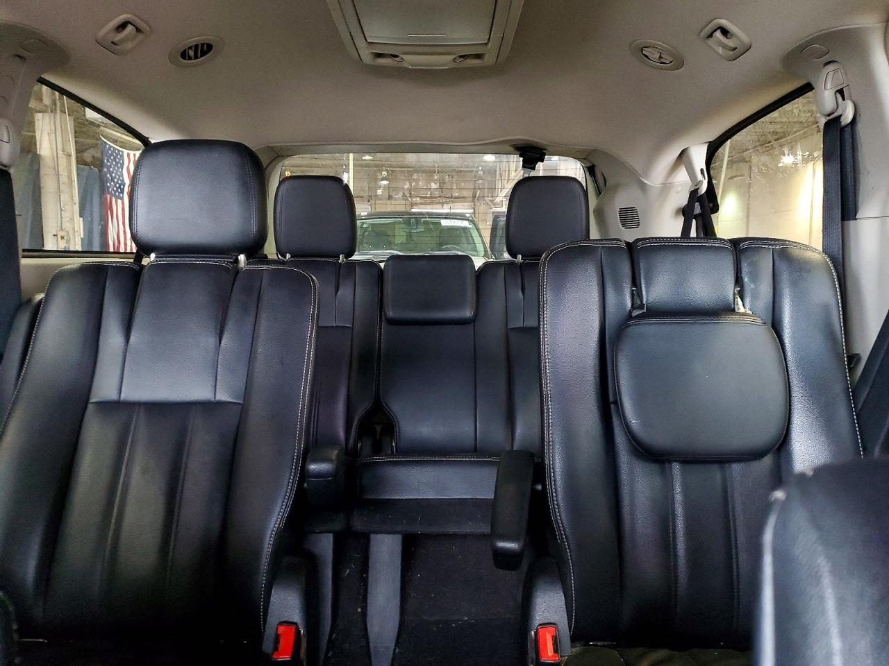 2013 CHRYSLER MINIVAN