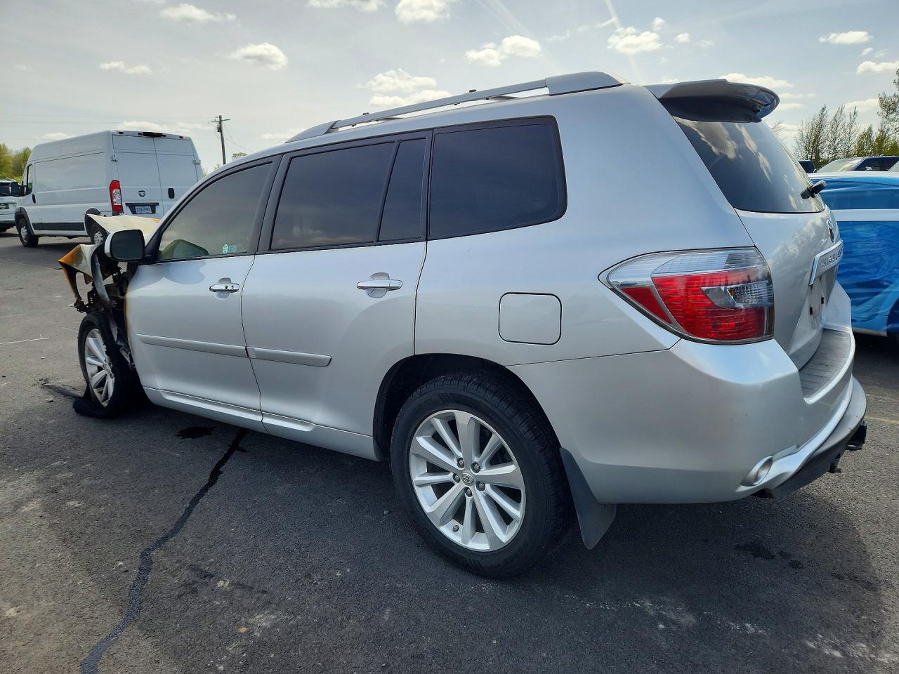 2010 TOYOTA HIGHLANDER