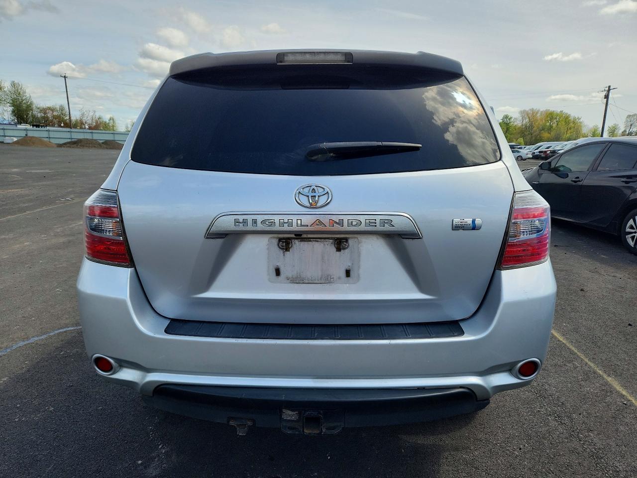2010 TOYOTA HIGHLANDER