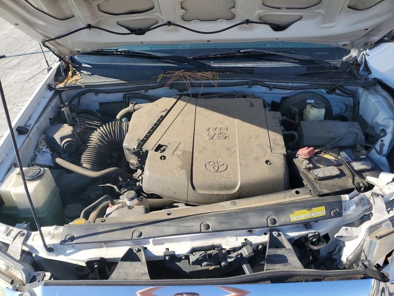 2015 TOYOTA TACOMA