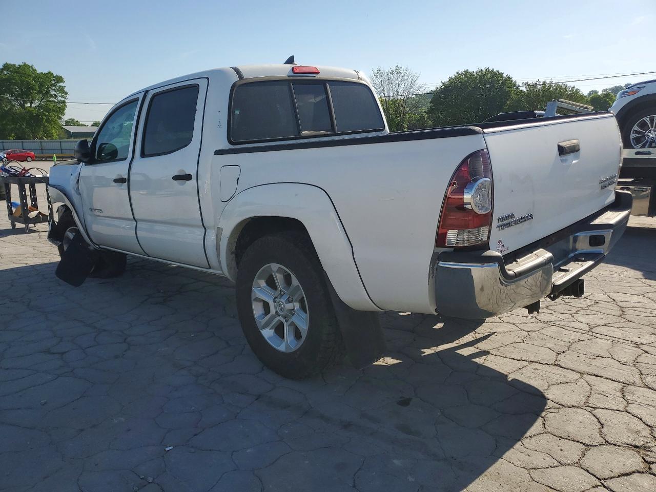 2015 TOYOTA TACOMA