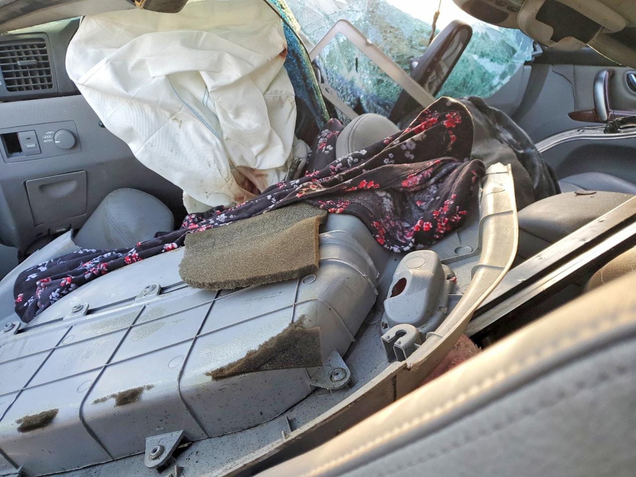 2005 KIA SORENTO