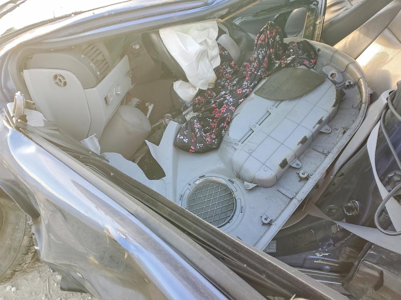 2005 KIA SORENTO