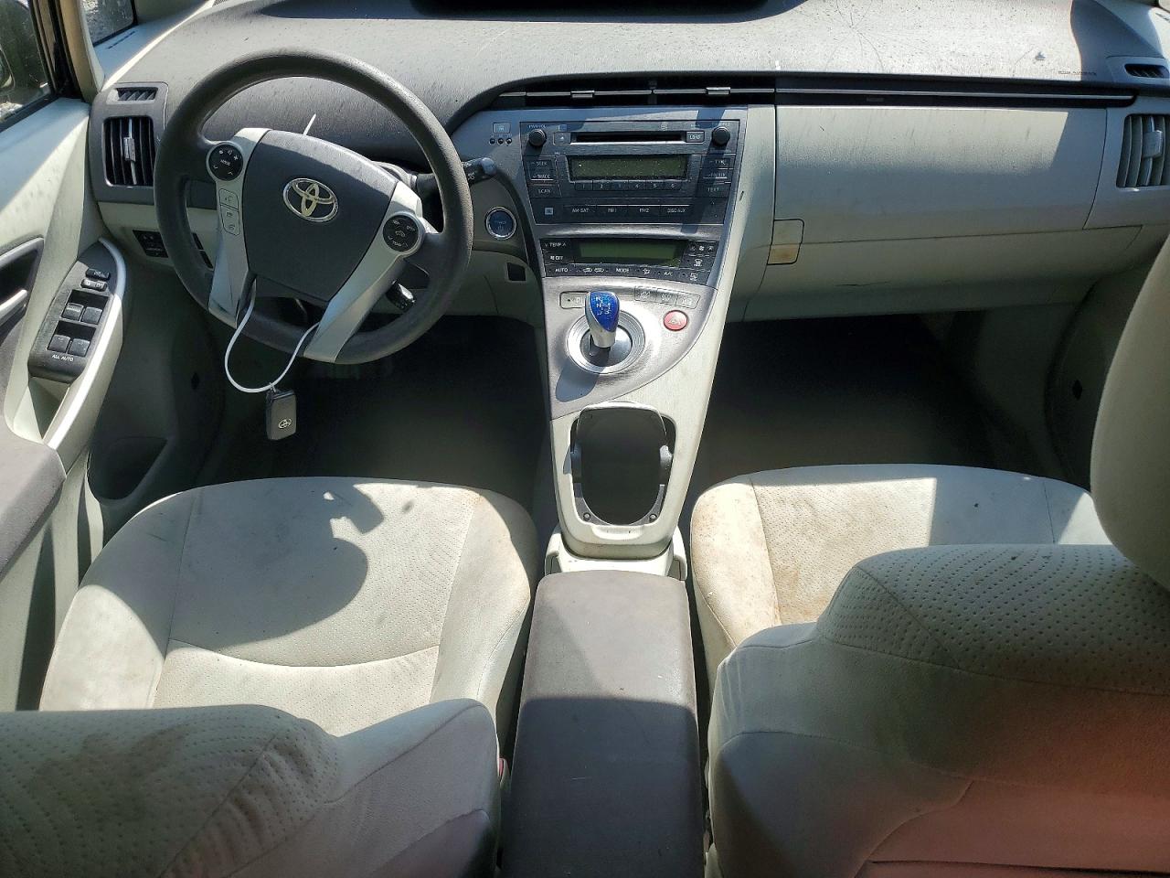 2011 TOYOTA PRIUS THRE