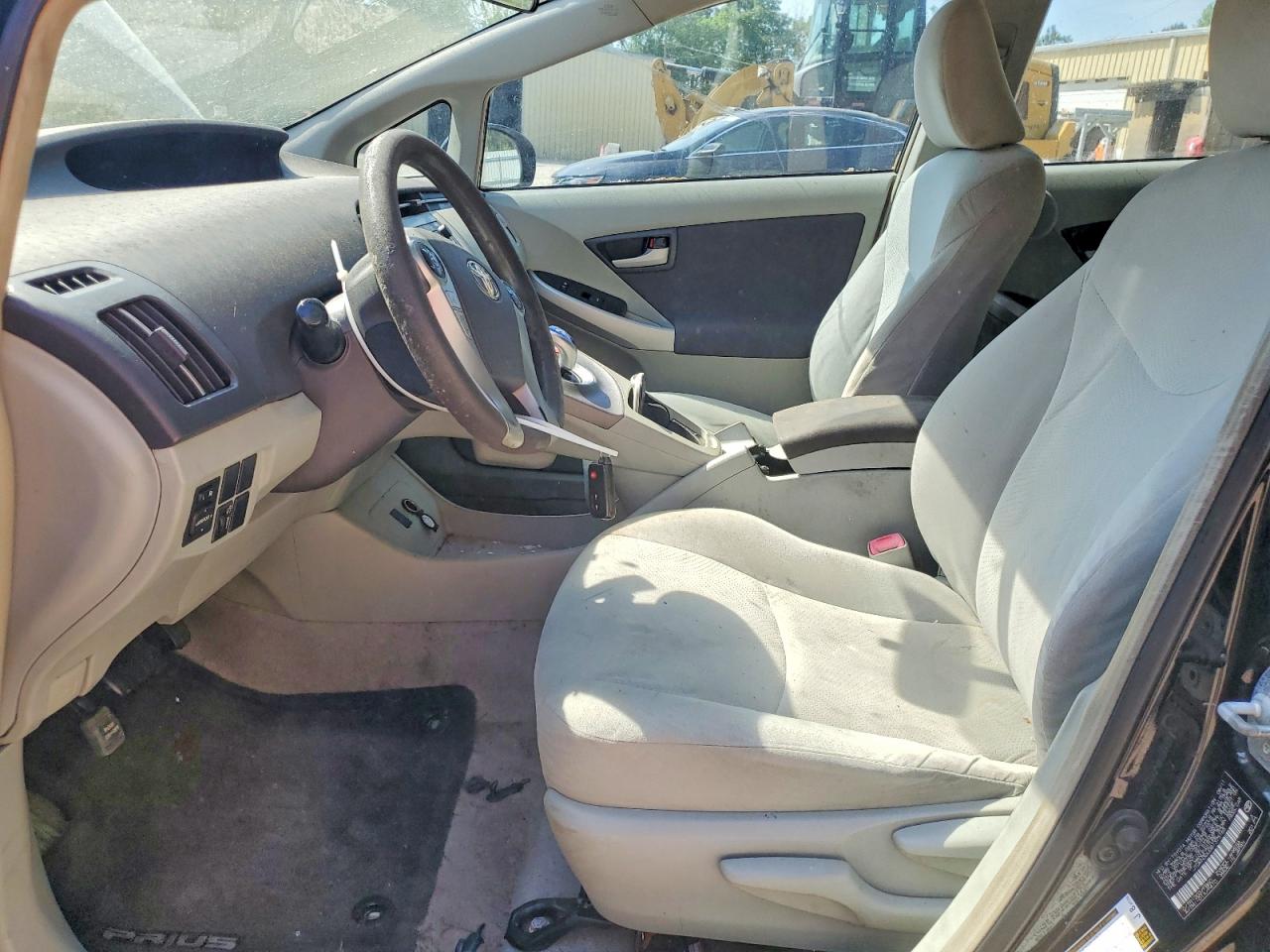 2011 TOYOTA PRIUS THRE