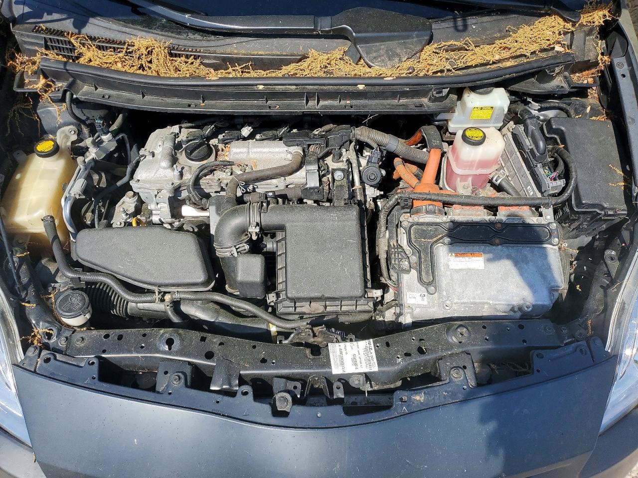 2011 TOYOTA PRIUS THRE