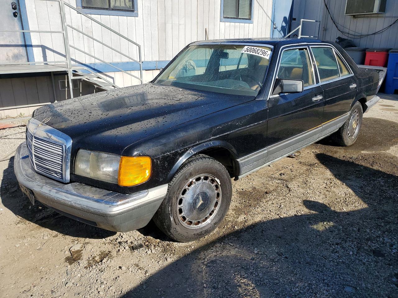 1985 MERCEDES-BENZ 380-CLASS