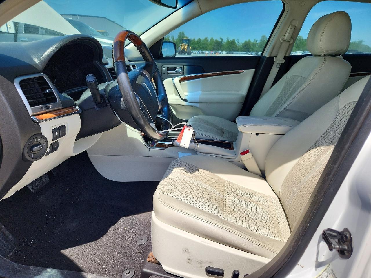 2012 LINCOLN MKZ