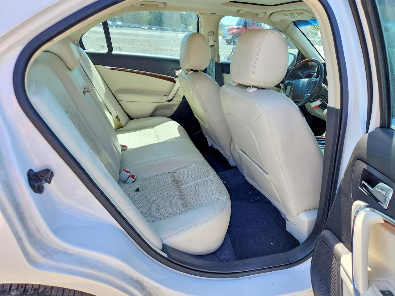 2012 LINCOLN MKZ