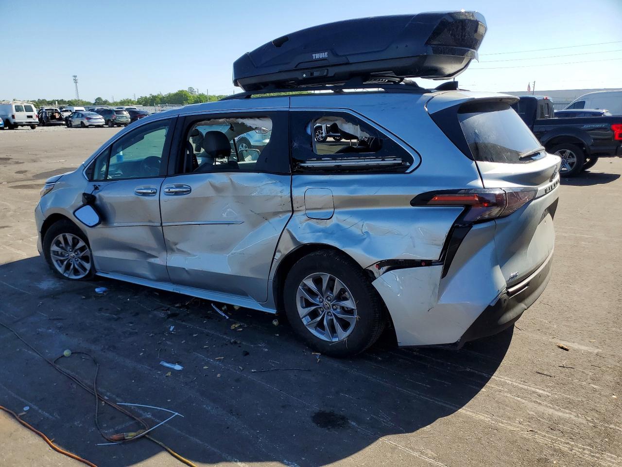 2023 TOYOTA SIENNA