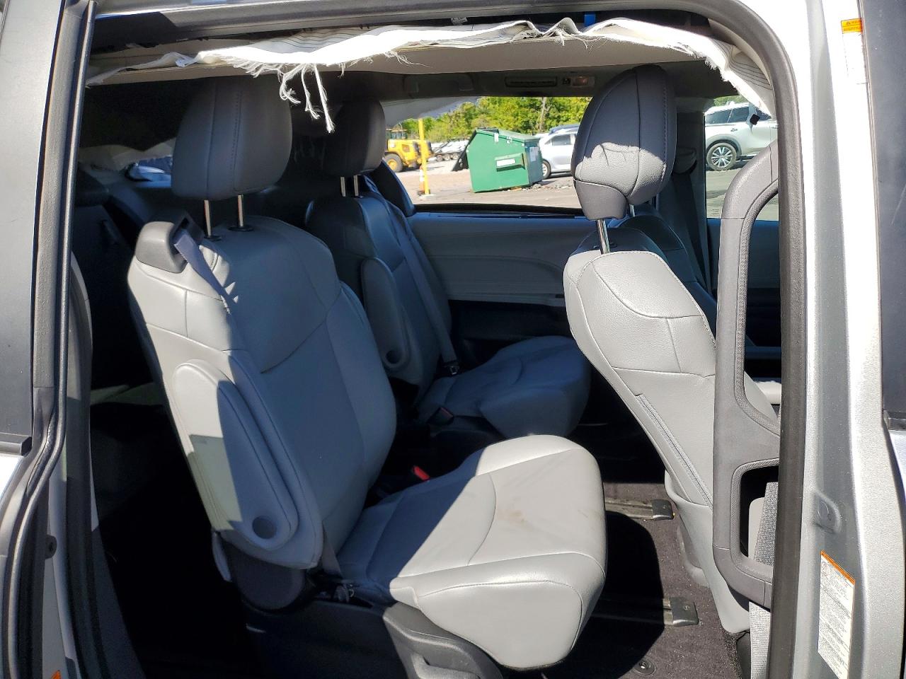 2023 TOYOTA SIENNA