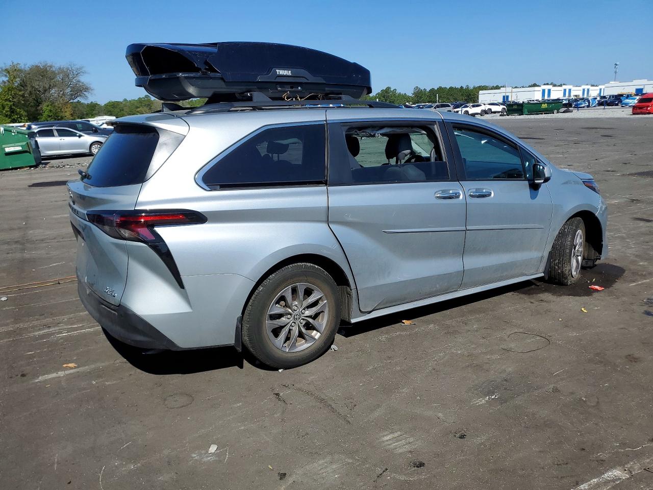 2023 TOYOTA SIENNA