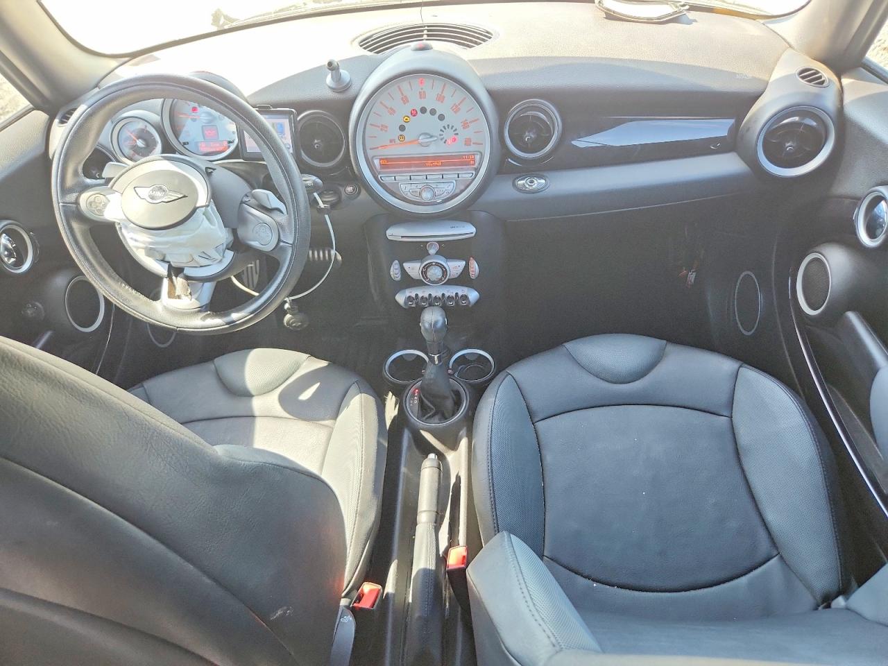 2009 MINI COOPER