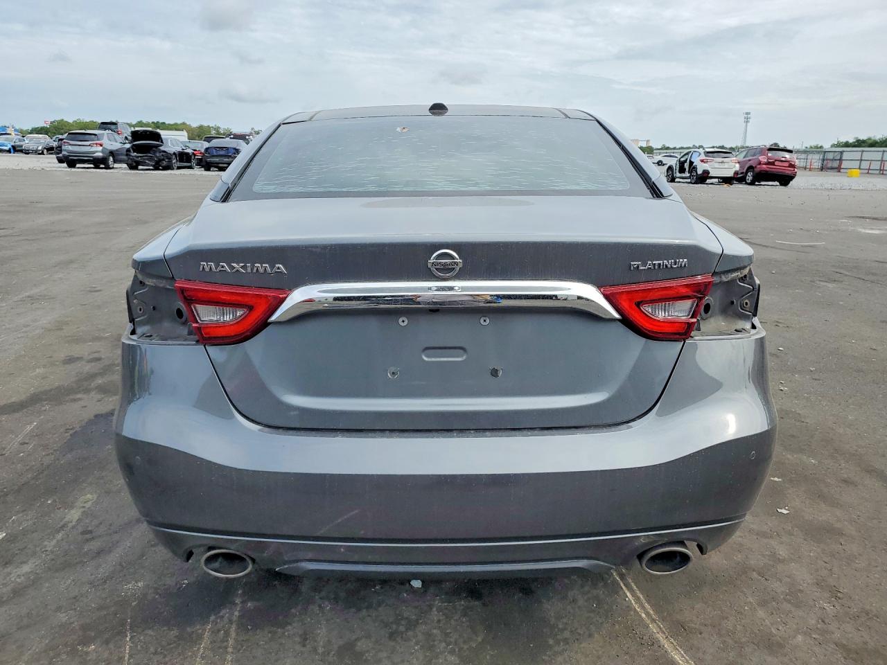 2018 NISSAN MAXIMA