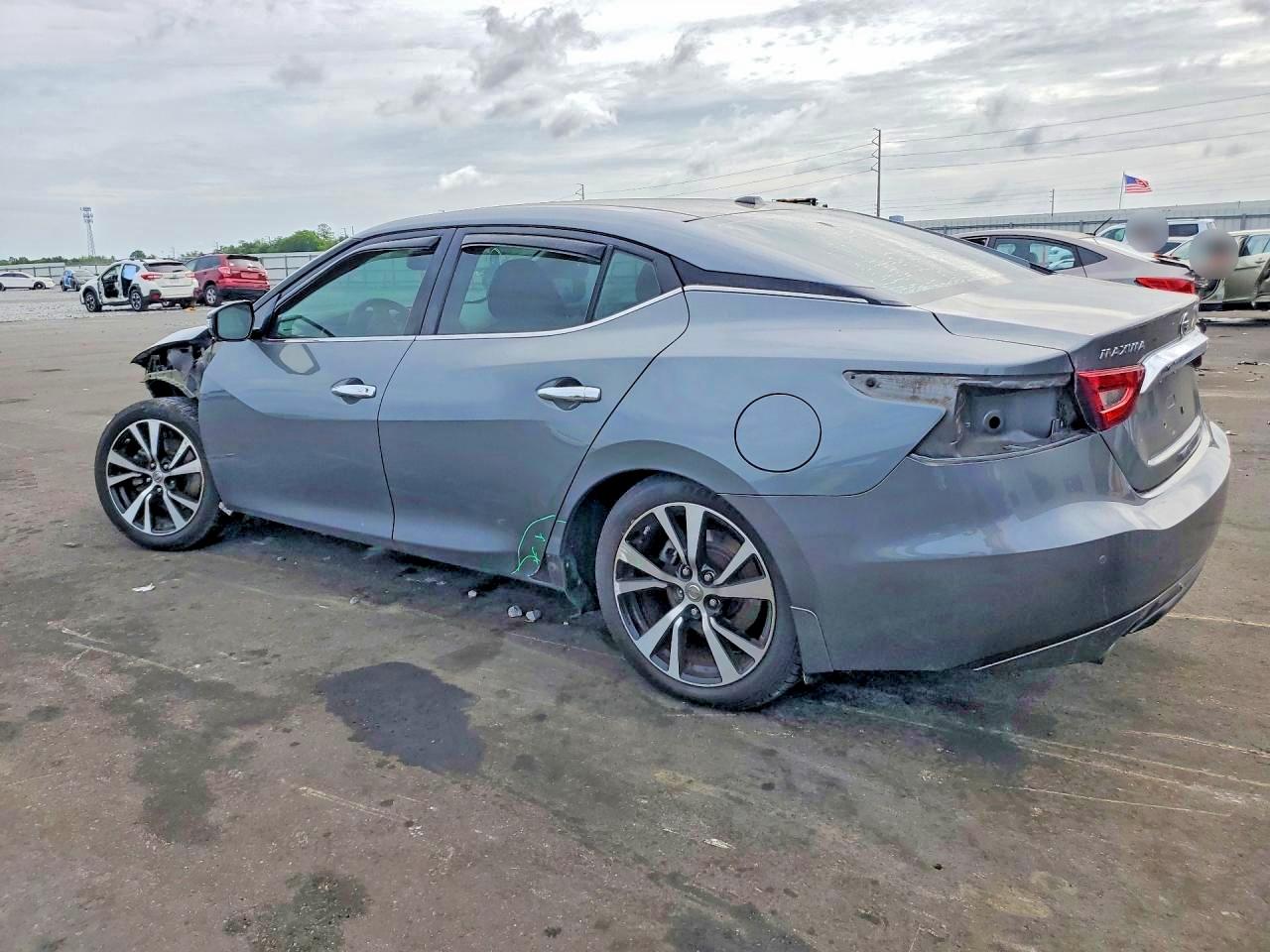 2018 NISSAN MAXIMA