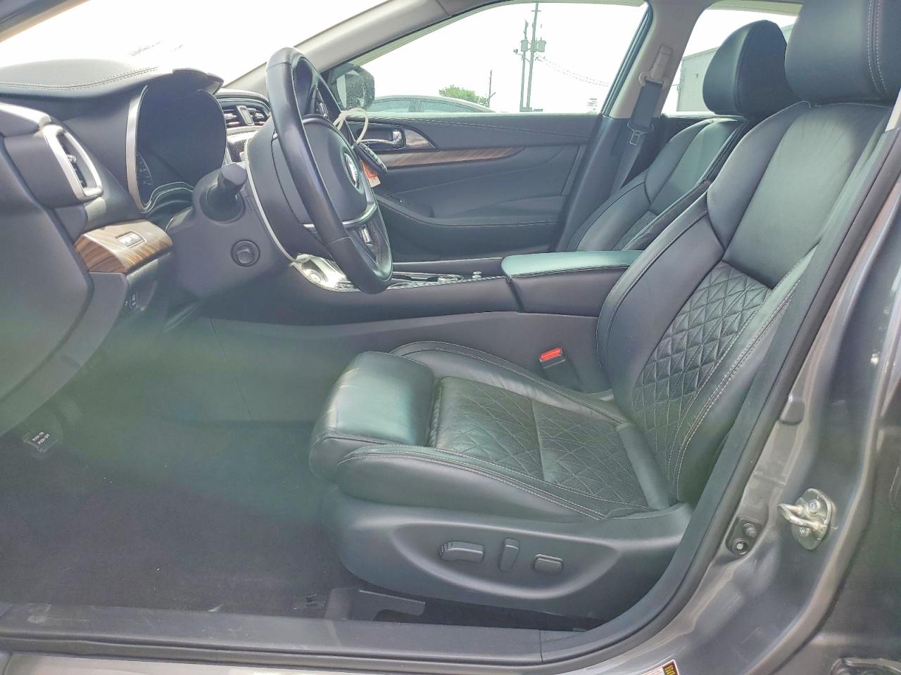 2018 NISSAN MAXIMA