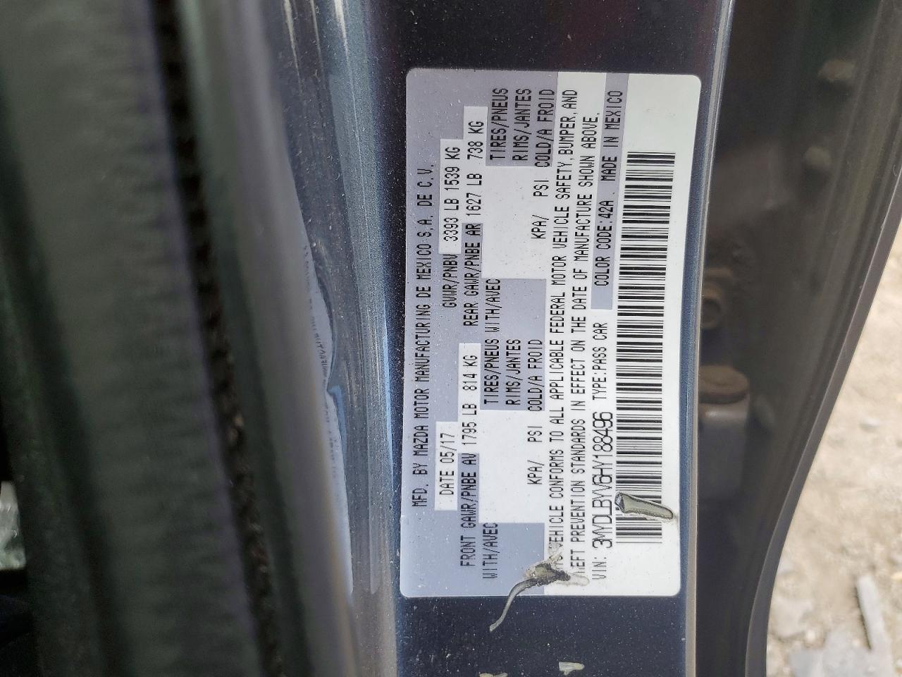2017 TOYOTA YARIS