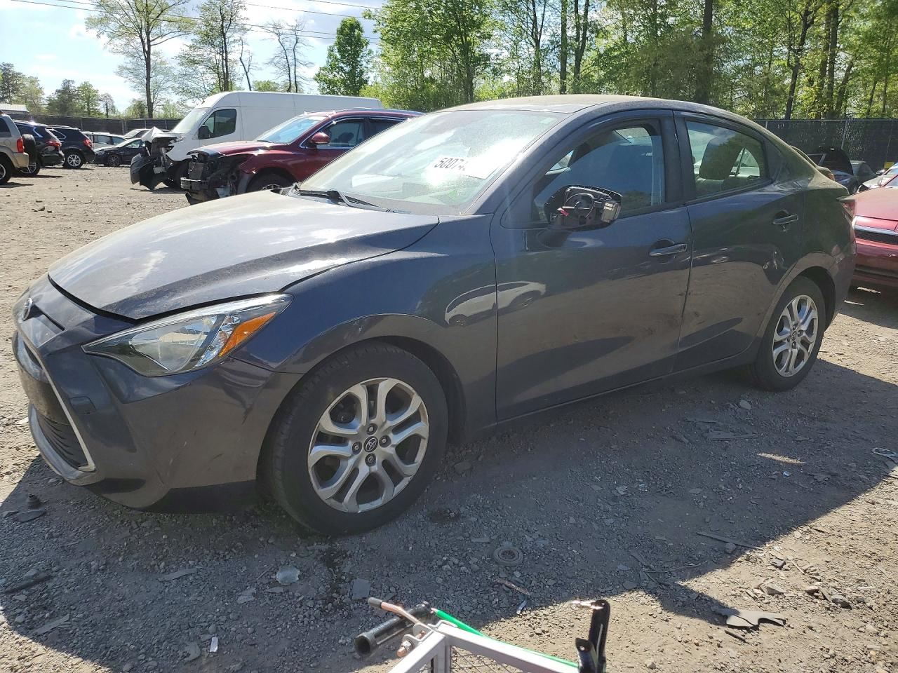 2017 TOYOTA YARIS