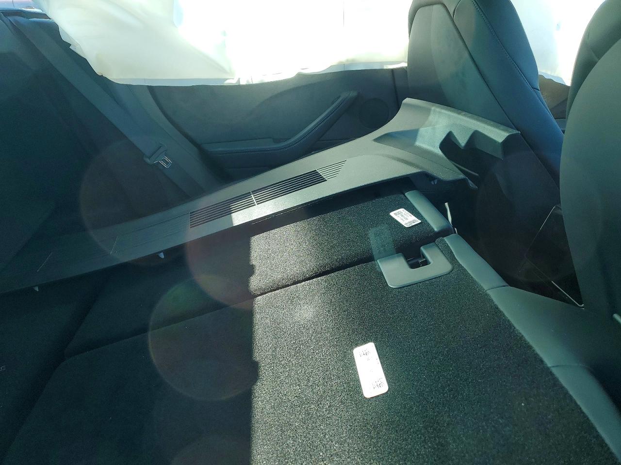 2026 TESLA MODEL 3