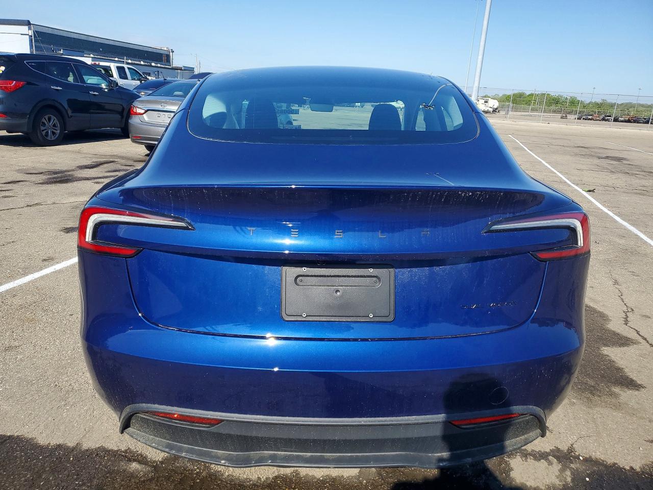 2026 TESLA MODEL 3