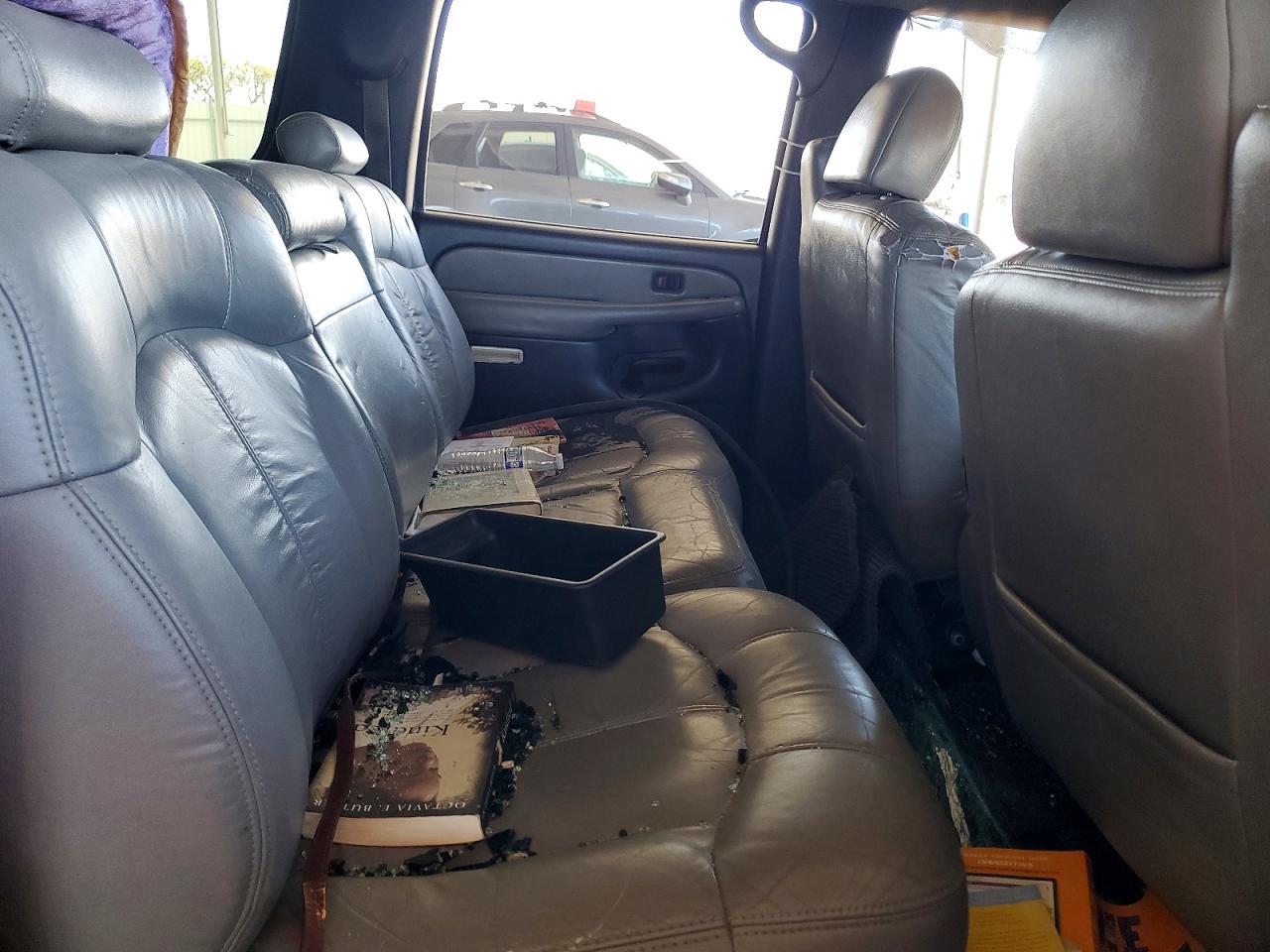 2001 CHEVROLET SUBURBAN