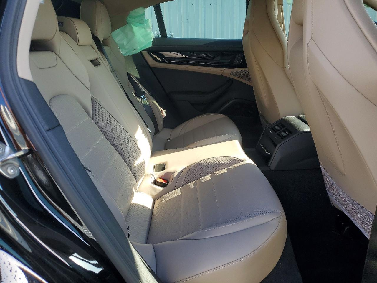 2025 PORSCHE PANAMERA