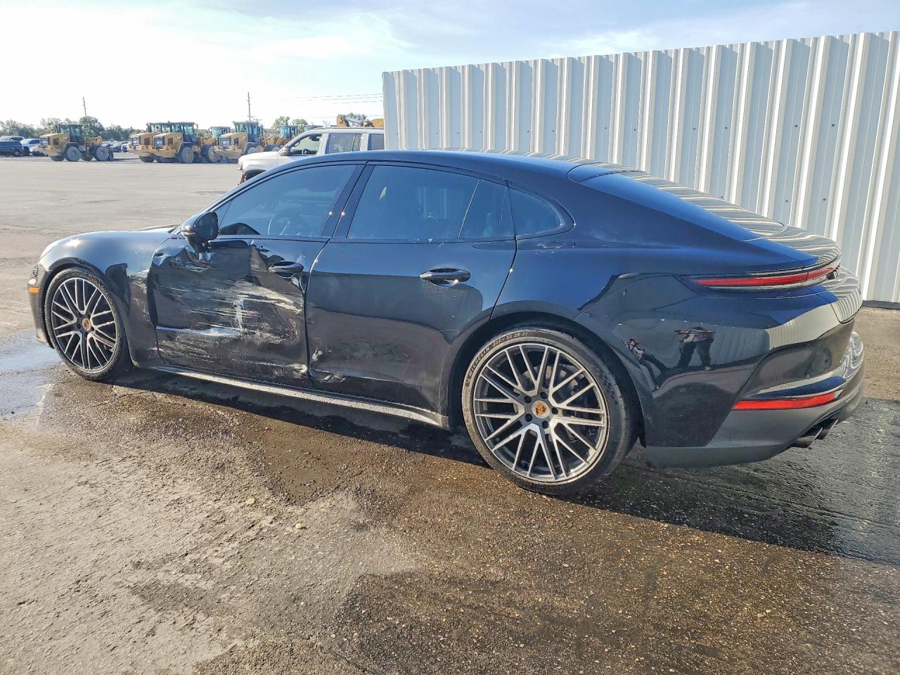 2025 PORSCHE PANAMERA