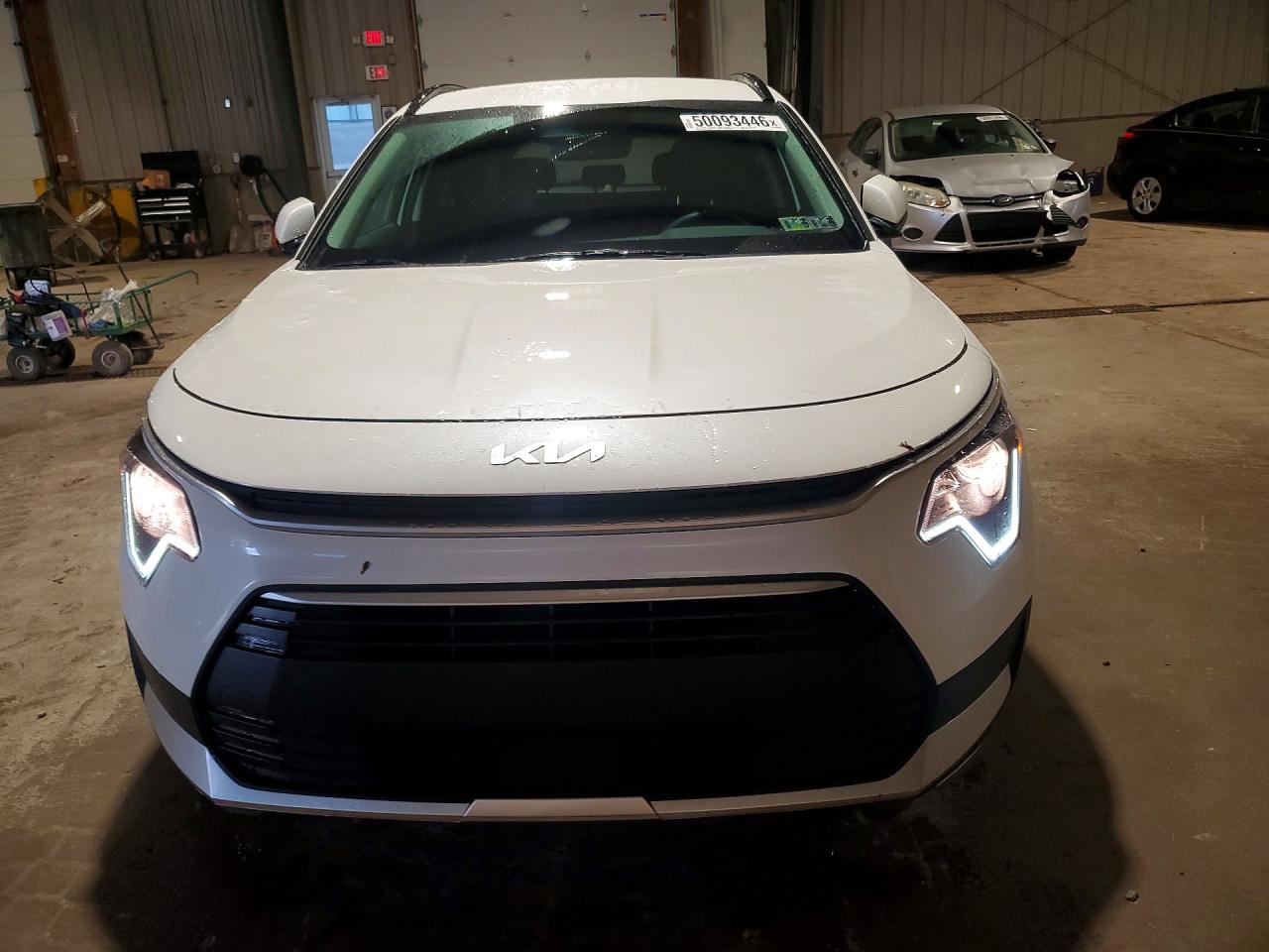 2025 KIA NIRO
