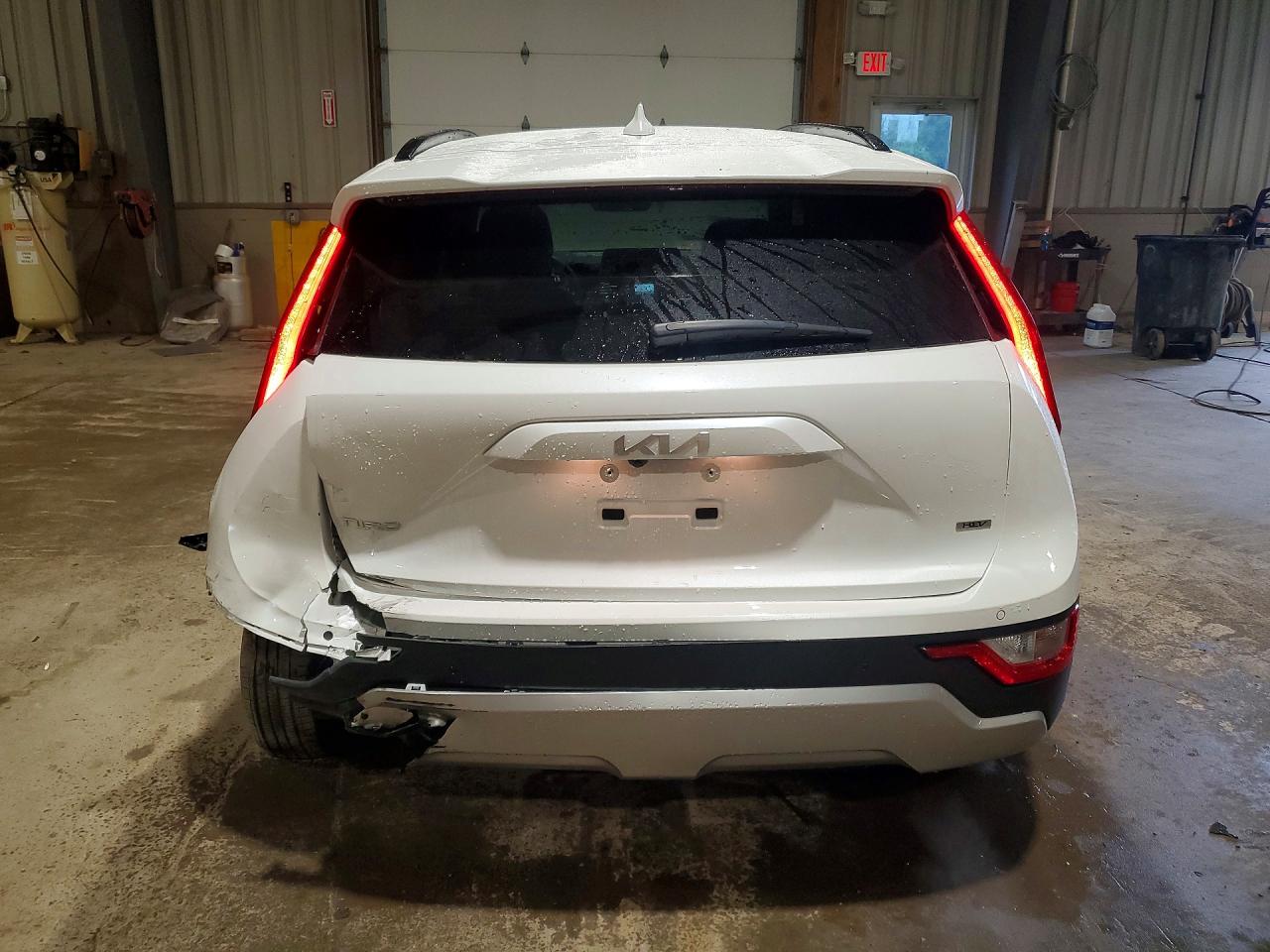 2025 KIA NIRO