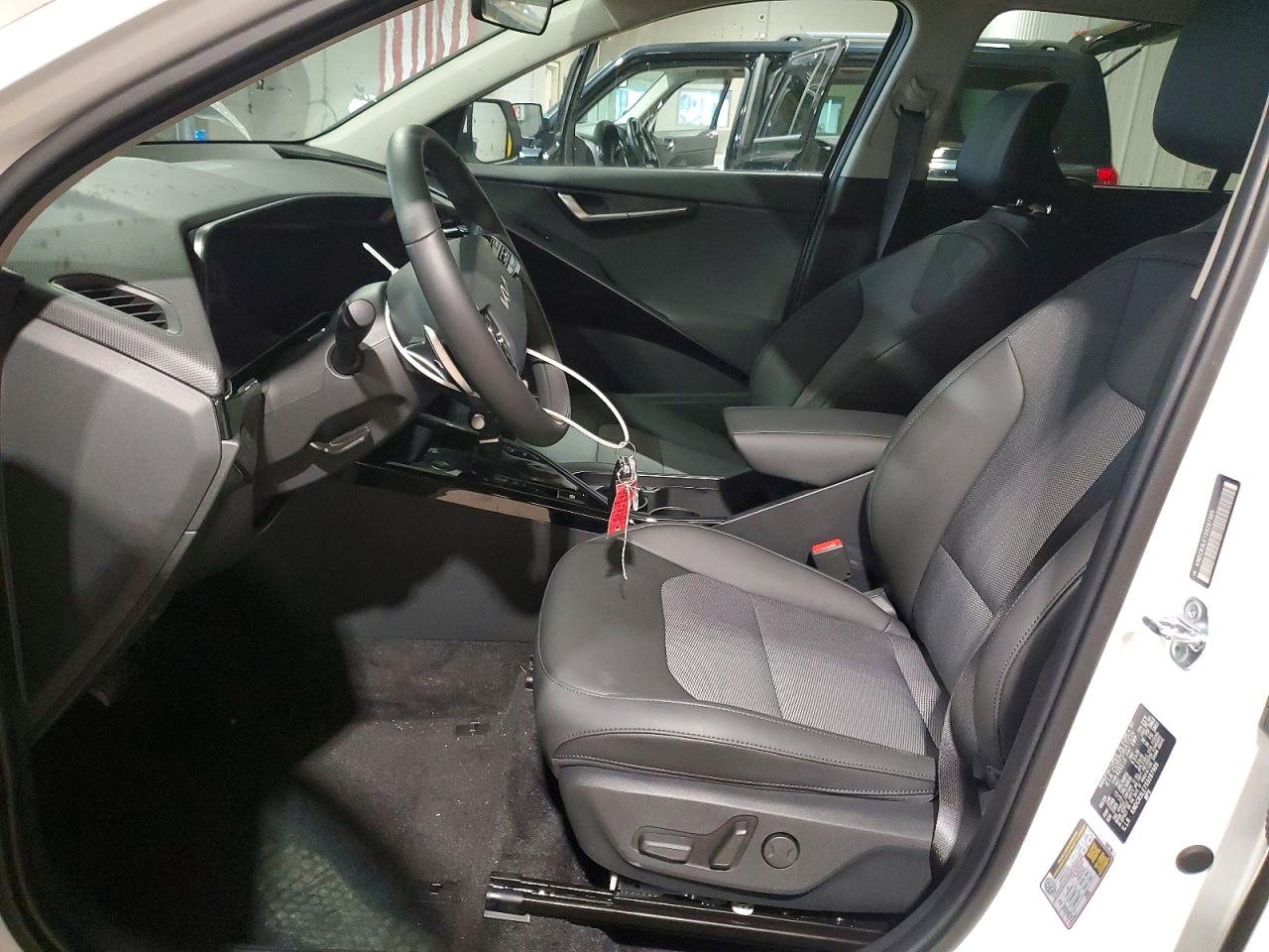 2025 KIA NIRO