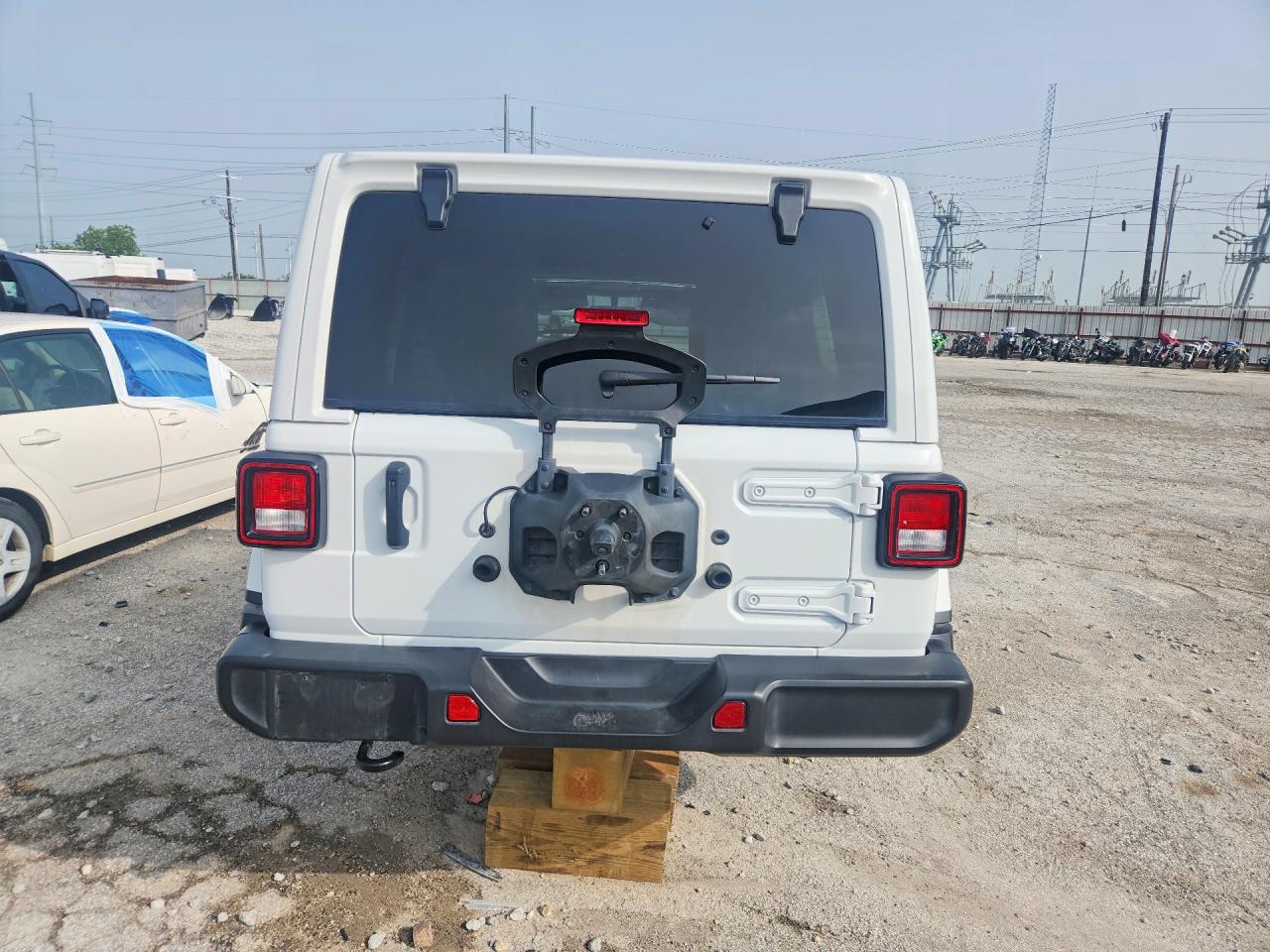 2022 JEEP WRANGLER