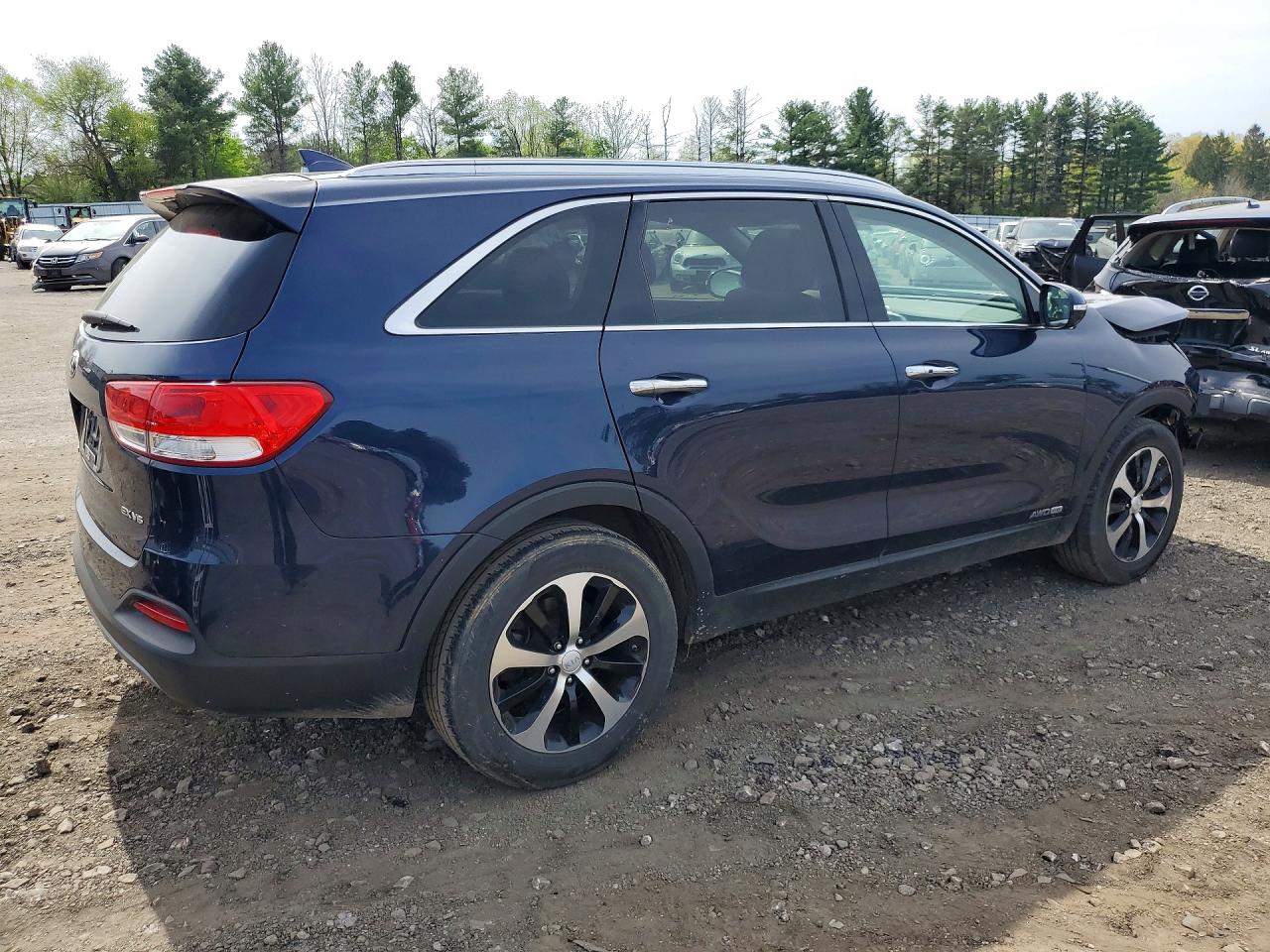 2016 KIA SORENTO