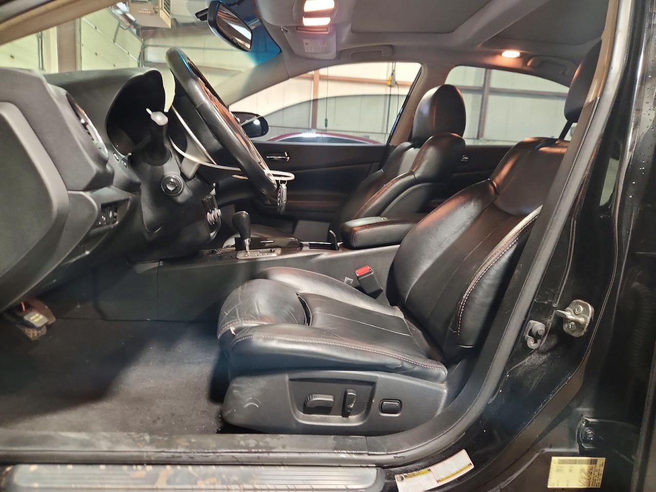 2012 NISSAN MAXIMA