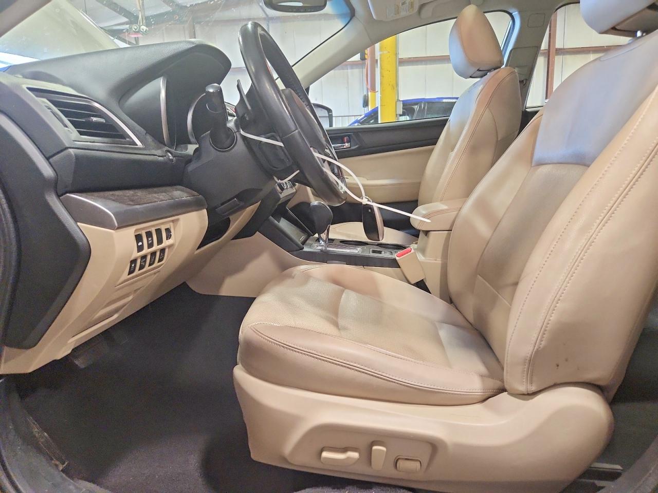 2016 SUBARU LEGACY