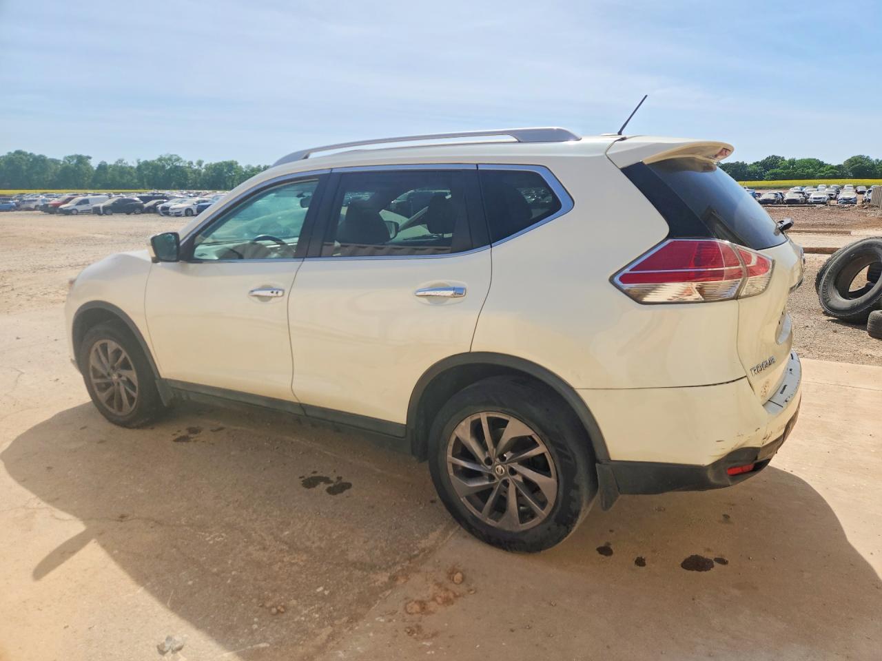 2016 NISSAN ROGUE