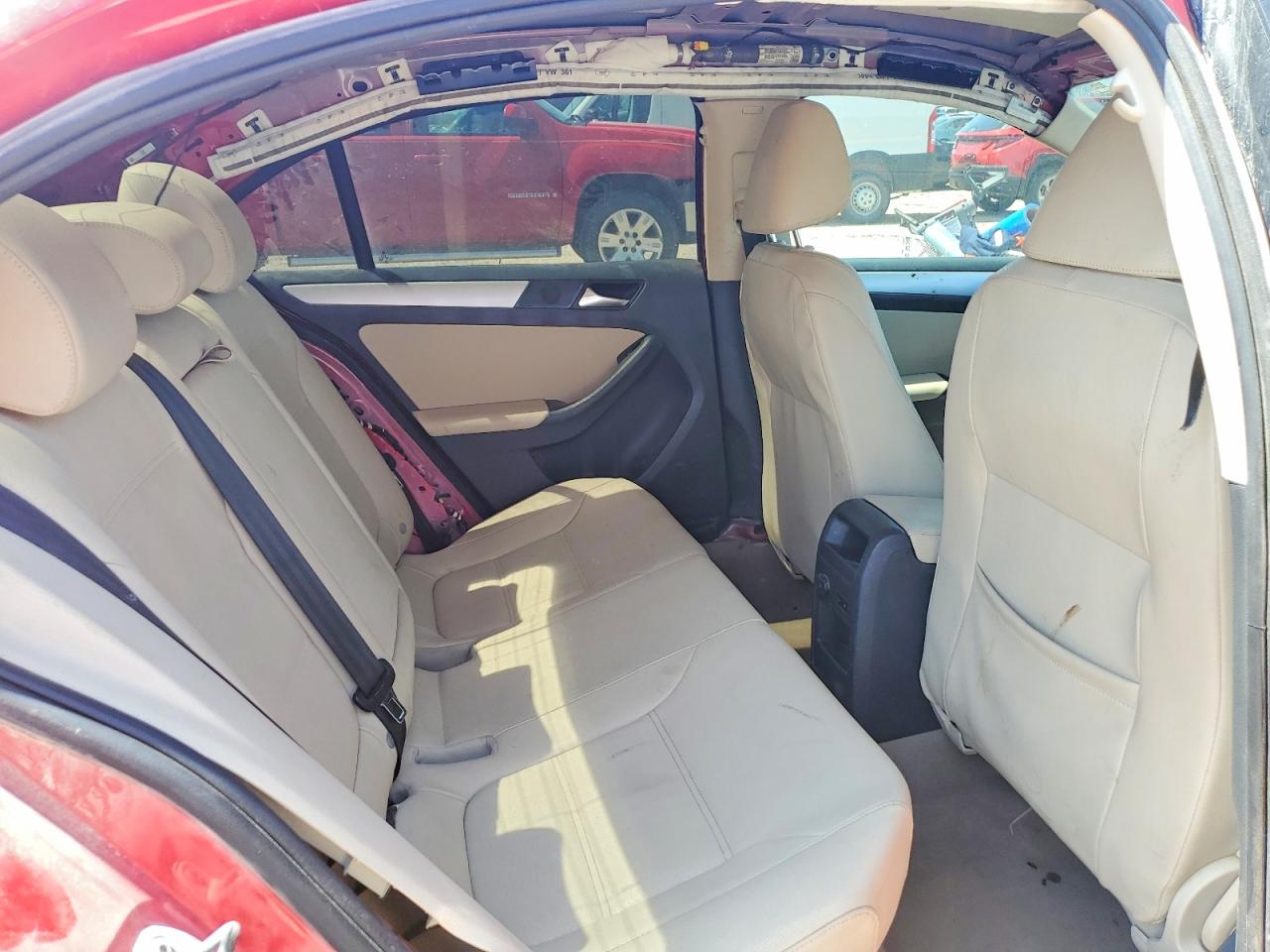 2012 VOLKSWAGEN JETTA