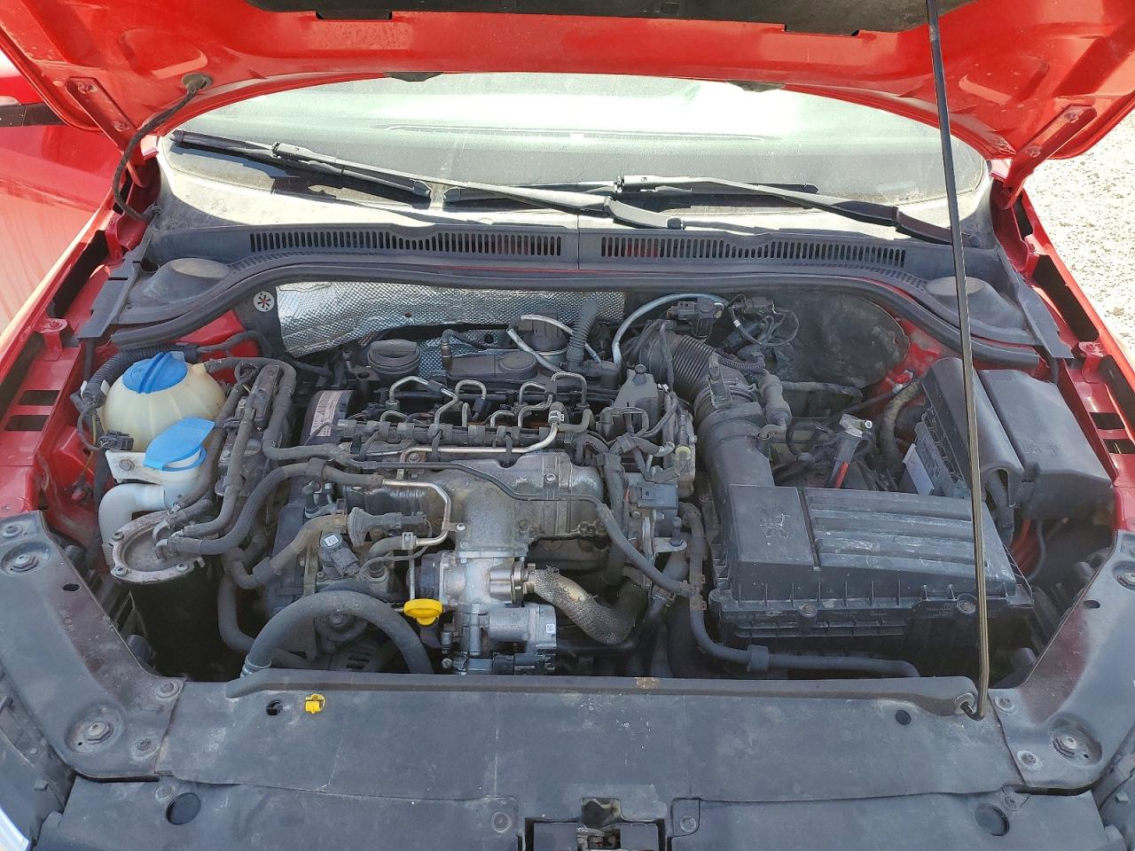 2012 VOLKSWAGEN JETTA
