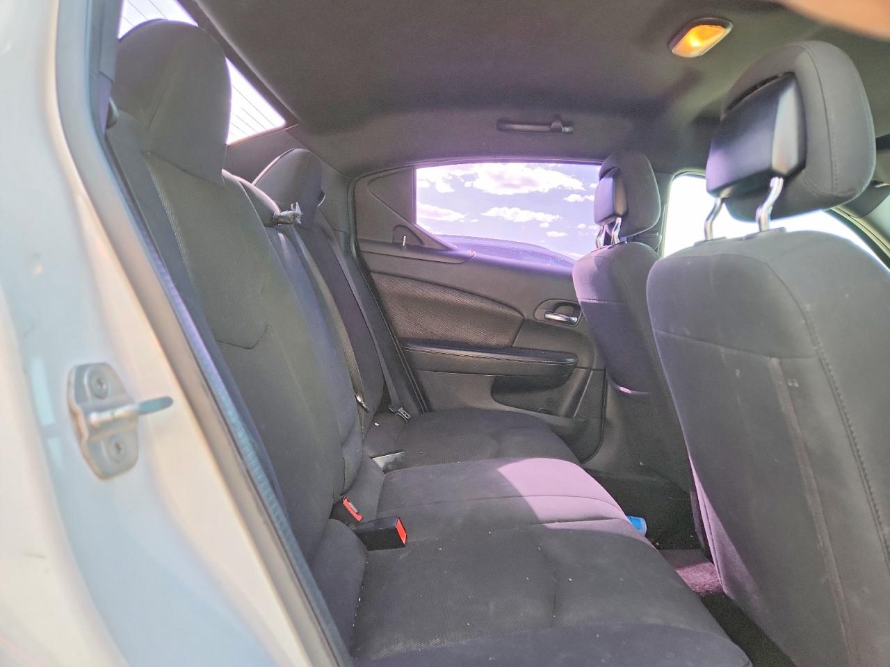 2013 DODGE AVENGER SE
