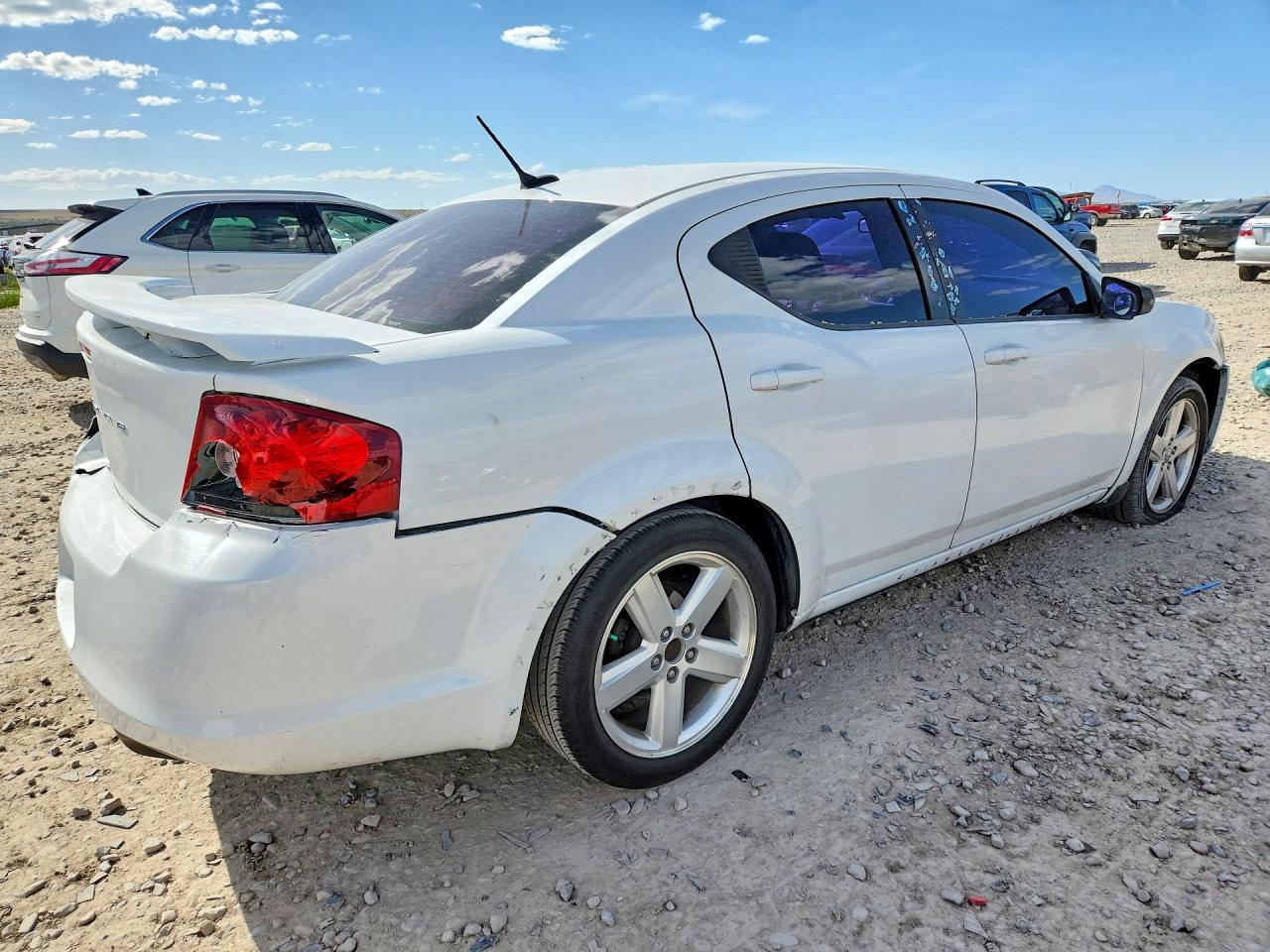 2013 DODGE AVENGER SE