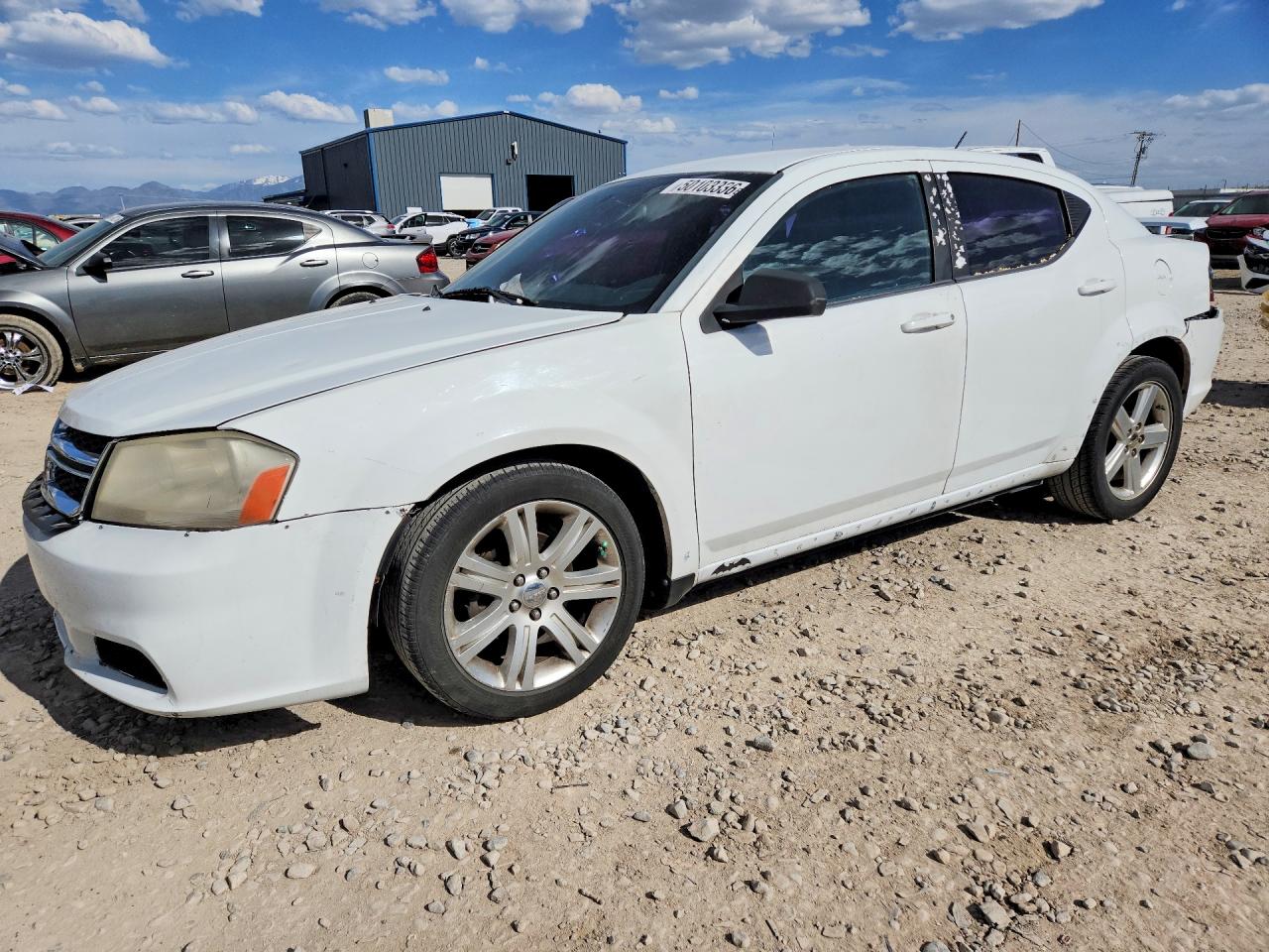 2013 DODGE AVENGER SE