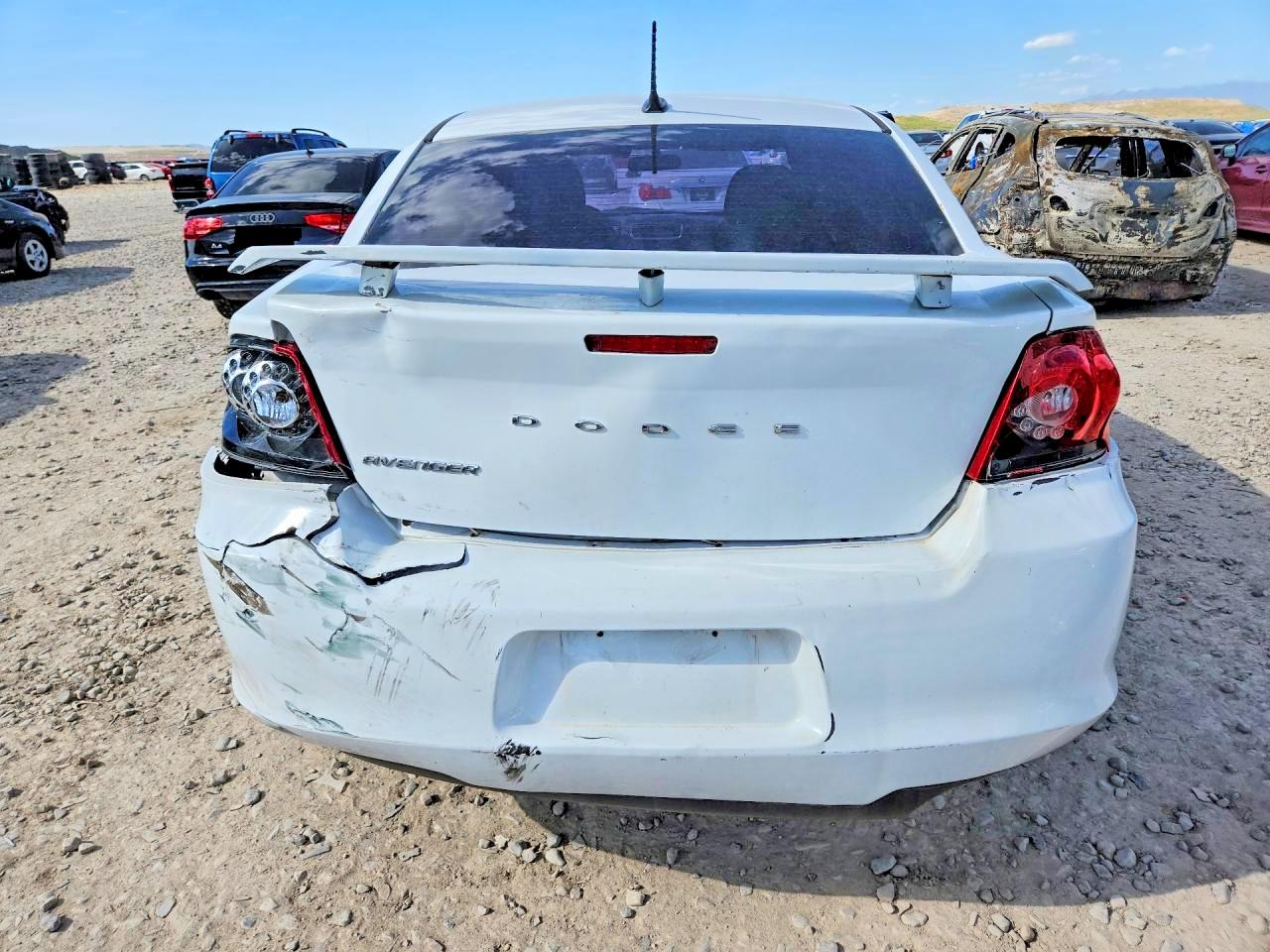 2013 DODGE AVENGER SE
