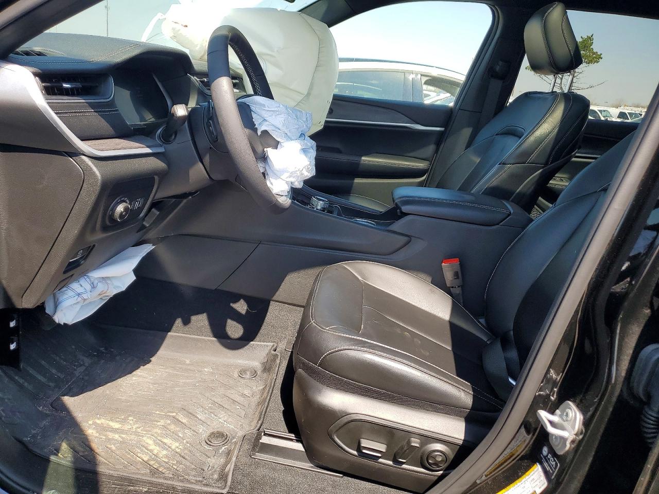2025 JEEP CHEROKEE
