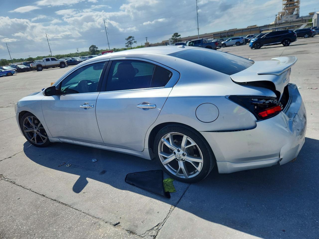 2014 NISSAN MAXIMA