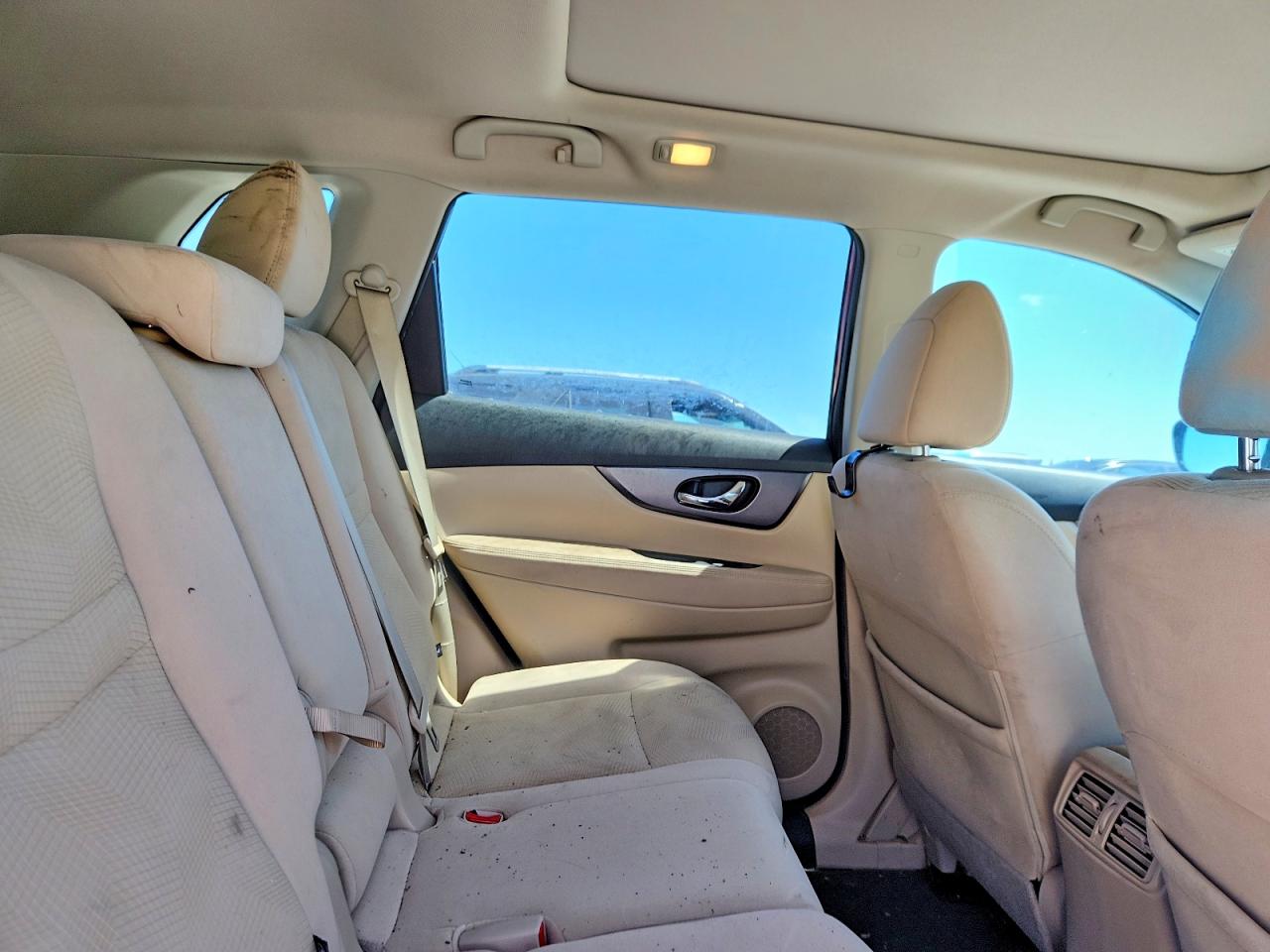 2016 NISSAN ROGUE