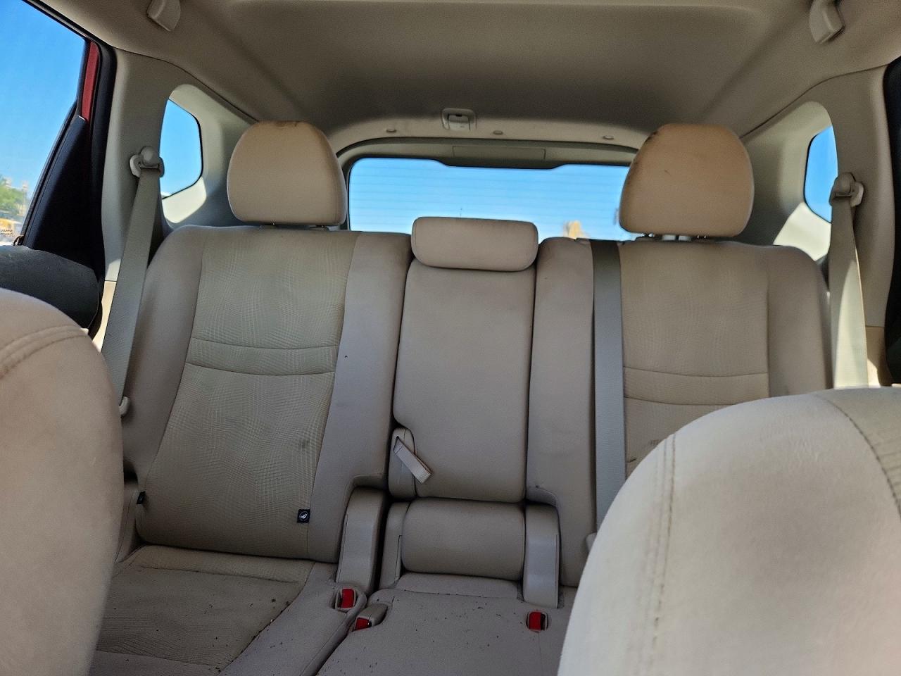 2016 NISSAN ROGUE