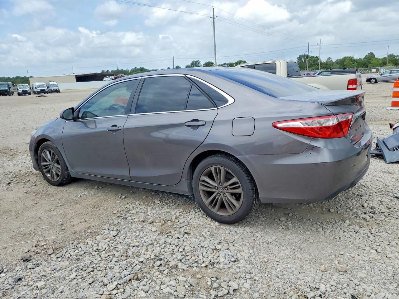 2017 TOYOTA CAMRY